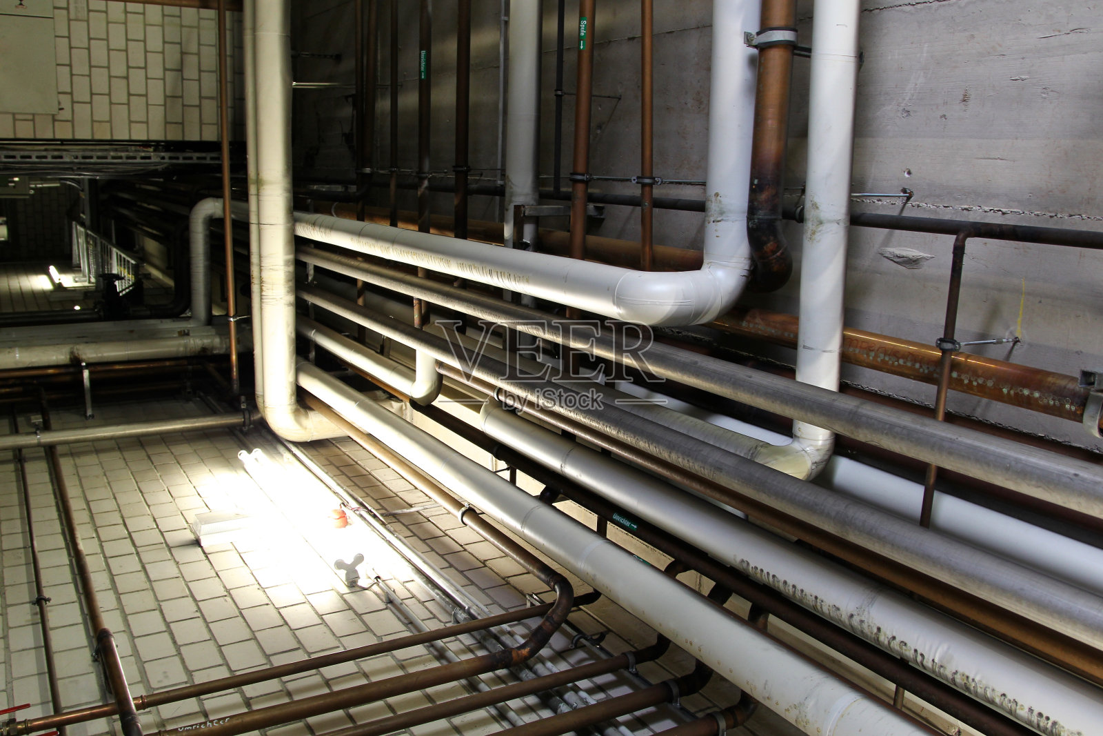 分配管道的几何形状照片摄影图片