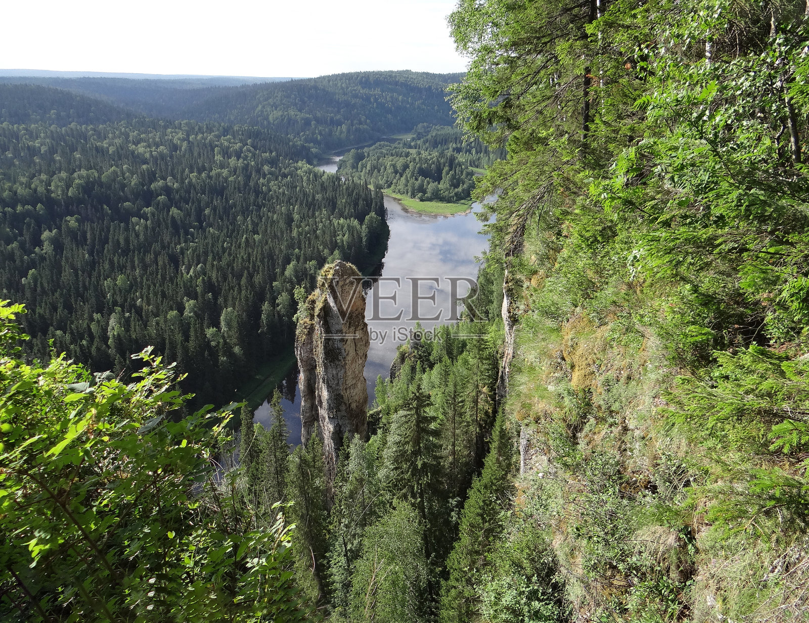 Usvinskie波兰人。岩石魔鬼的手指。烫发。俄罗斯。照片摄影图片