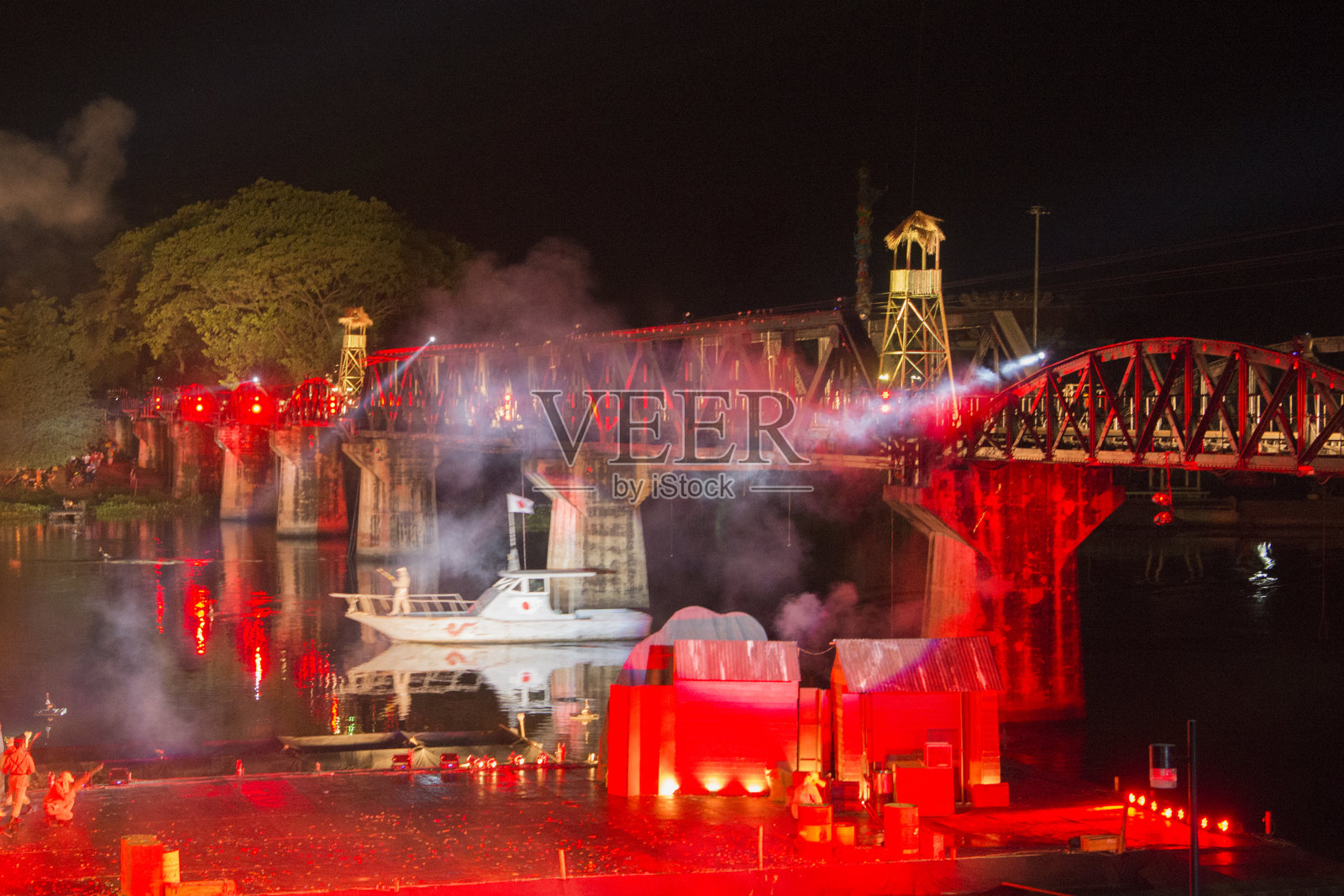 泰国北碧死铁路桂河大桥照片摄影图片