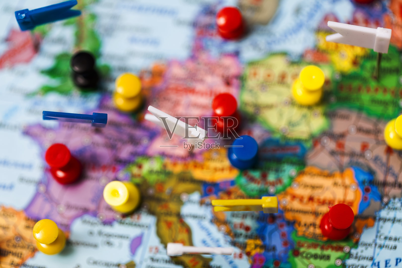 世界地图国家旗帜标记城市定位照片摄影图片