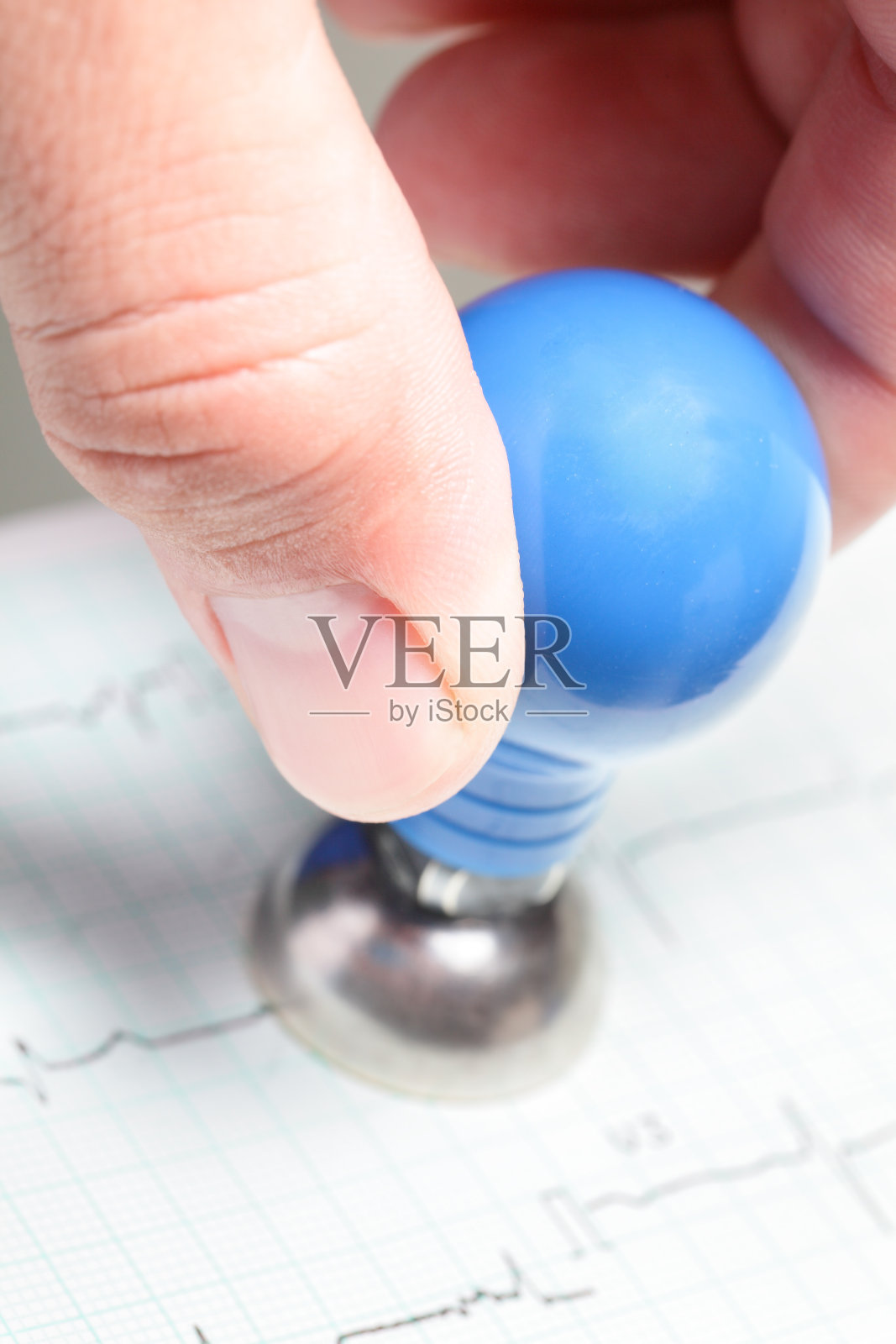 医生和心电图。心脏病心电图。照片摄影图片