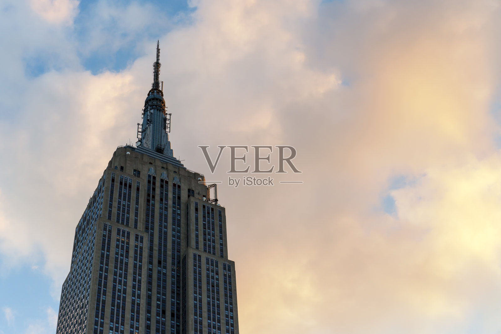 日落下的帝国大厦特写照片摄影图片