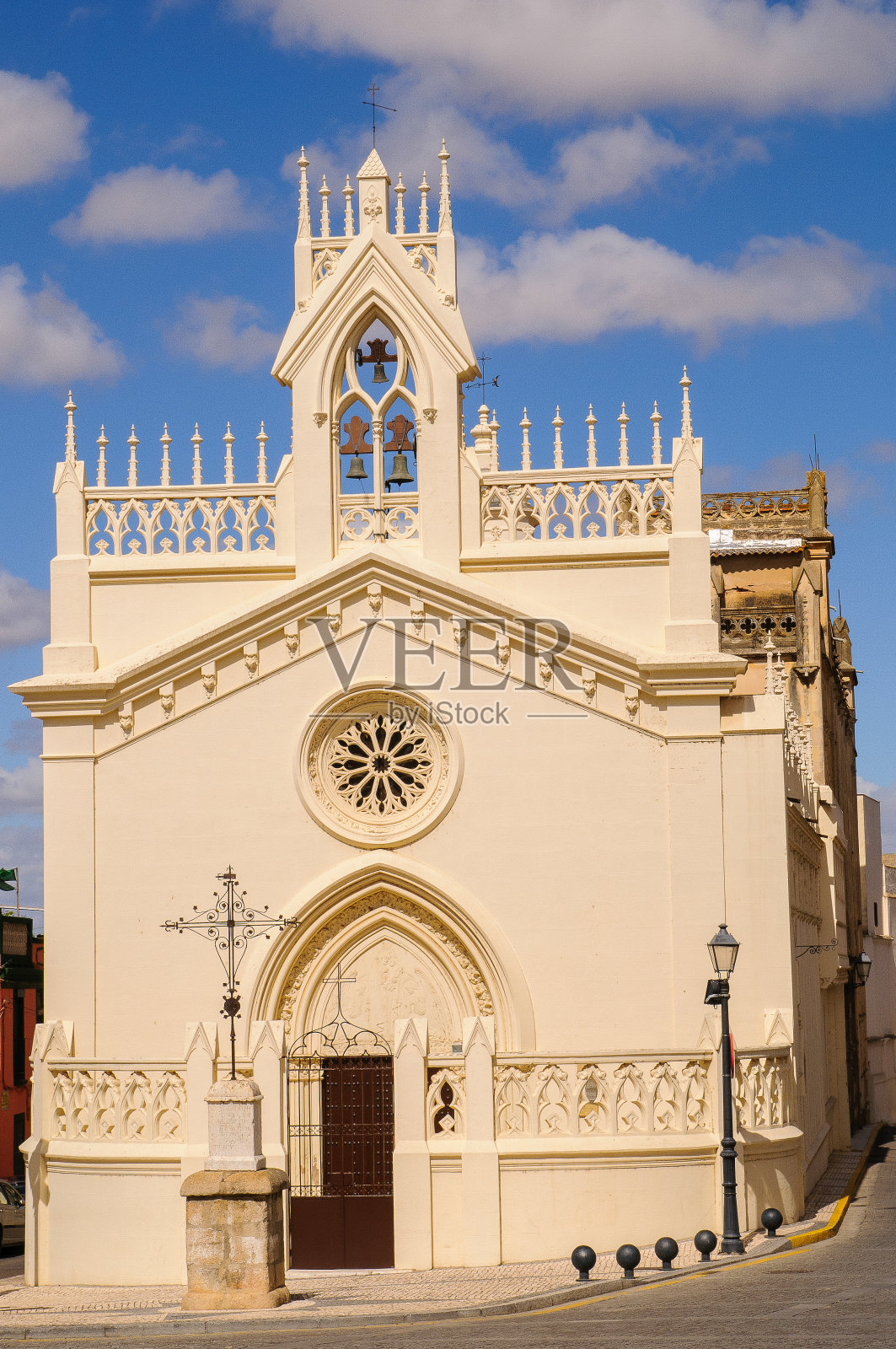 慈悲之母的崇拜者和仆人照片摄影图片