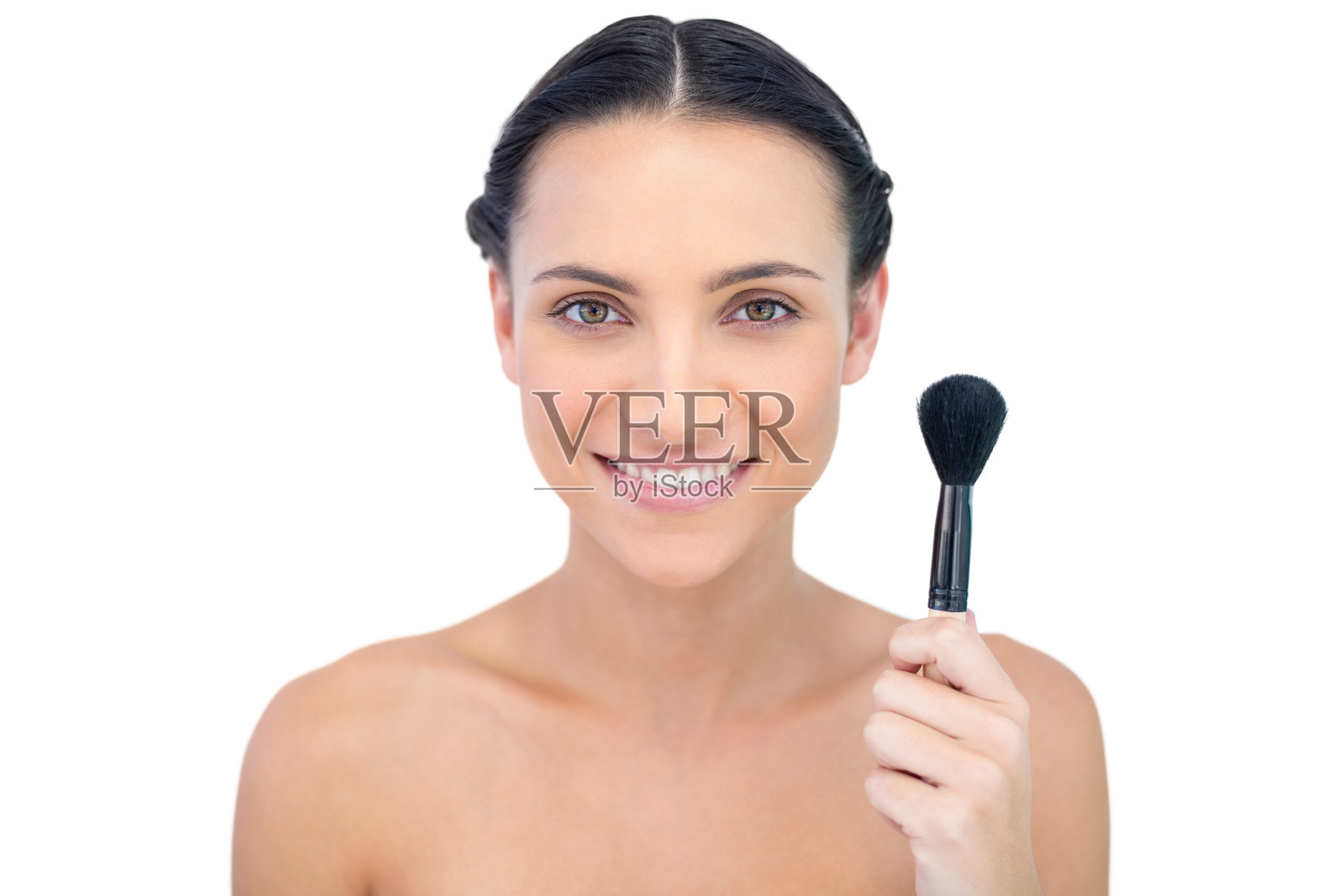 欢快自然的模型拿着粉刷照片摄影图片