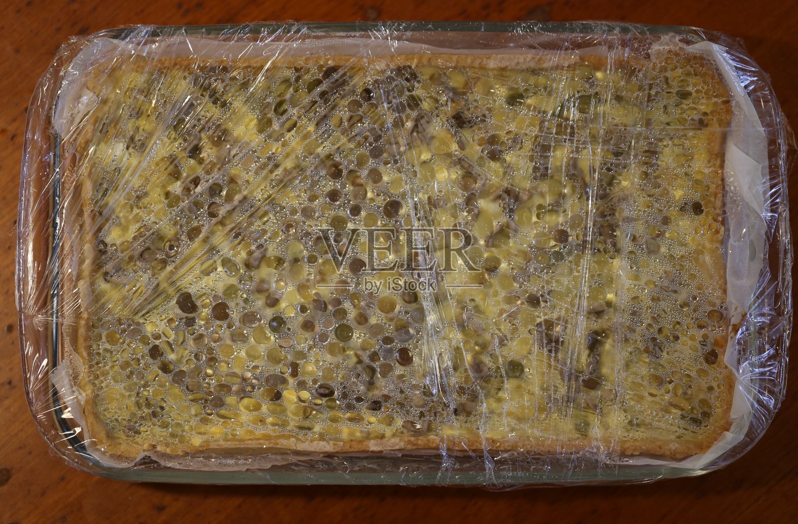 锡纸夏南瓜派。照片摄影图片