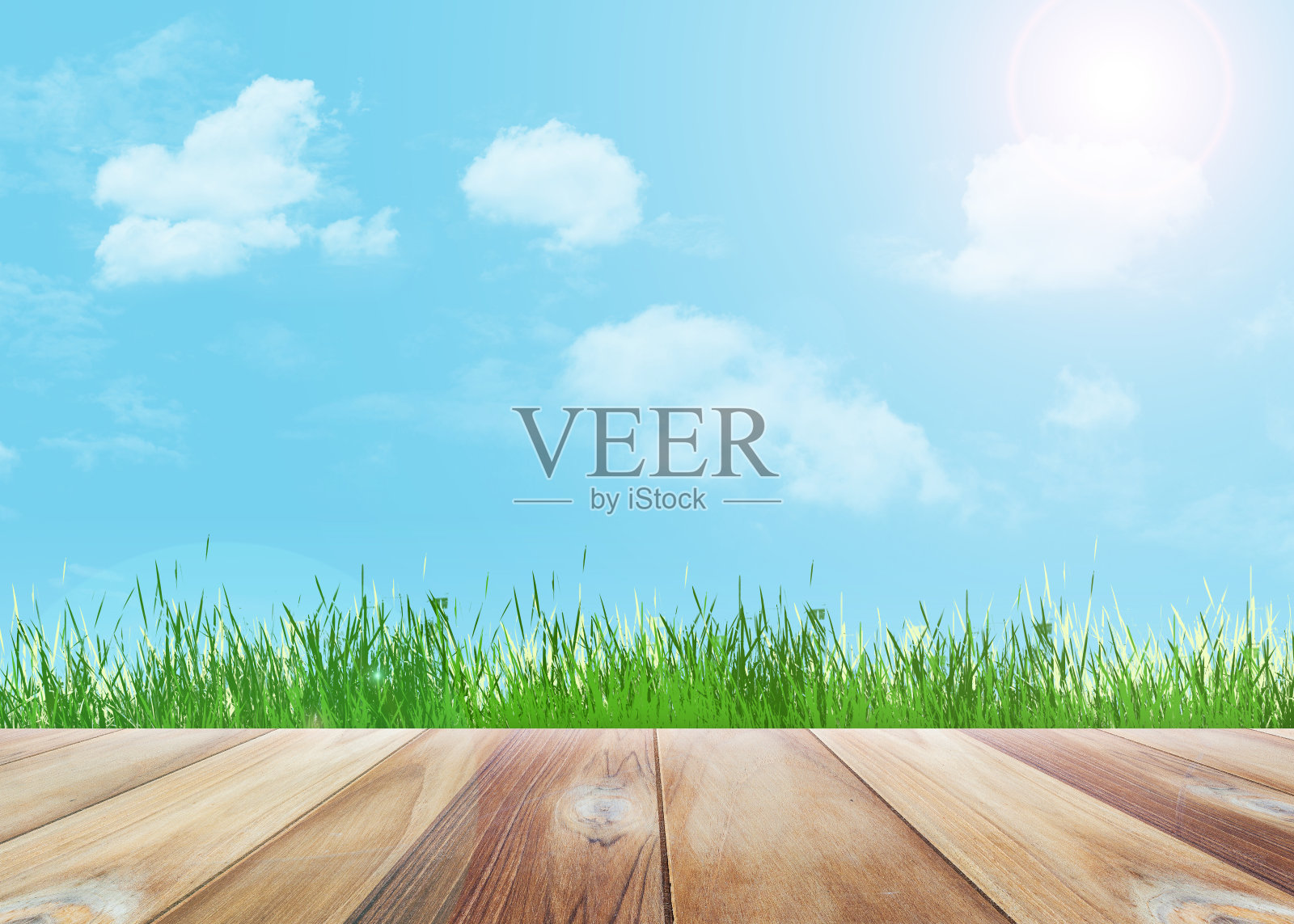 近距离的木桌与自然模糊的背景照片摄影图片