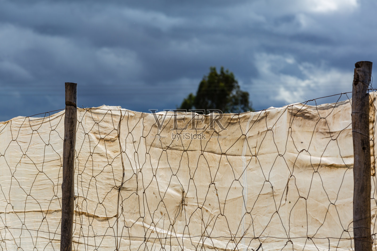 在马拉喀什附近的暴风雨之前照片摄影图片