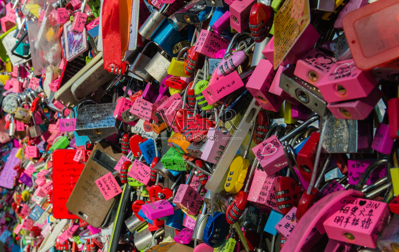 爱锁上照片摄影图片