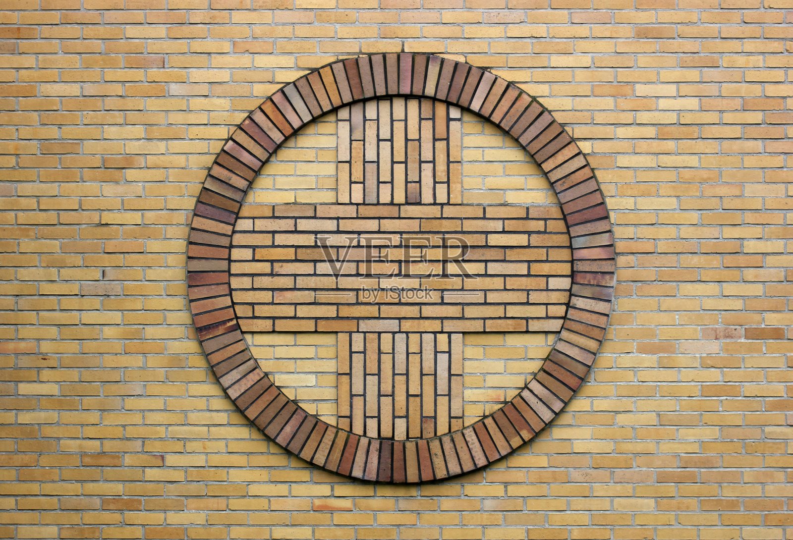 教堂墙上的十字符号照片摄影图片