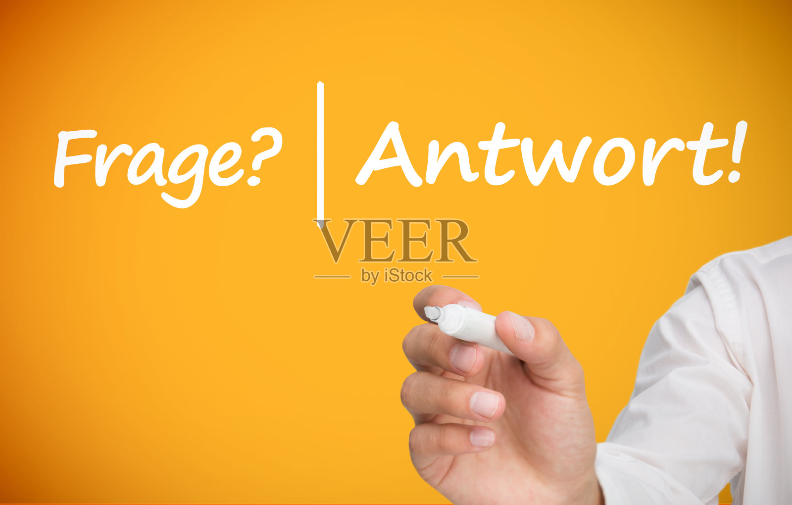 用德语手写问题和答案照片摄影图片