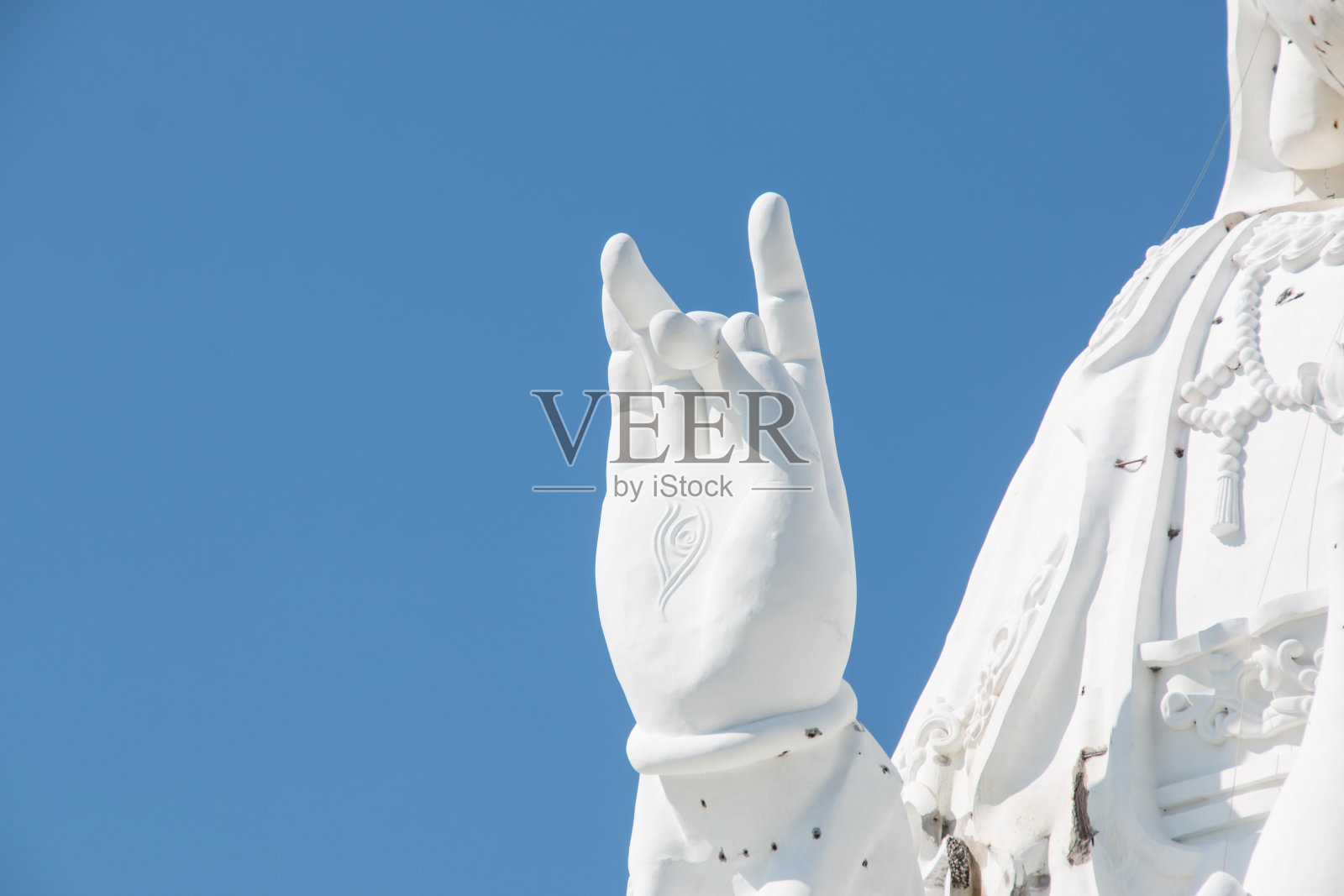 泰国观音佛像正在建设中，华平寺照片摄影图片