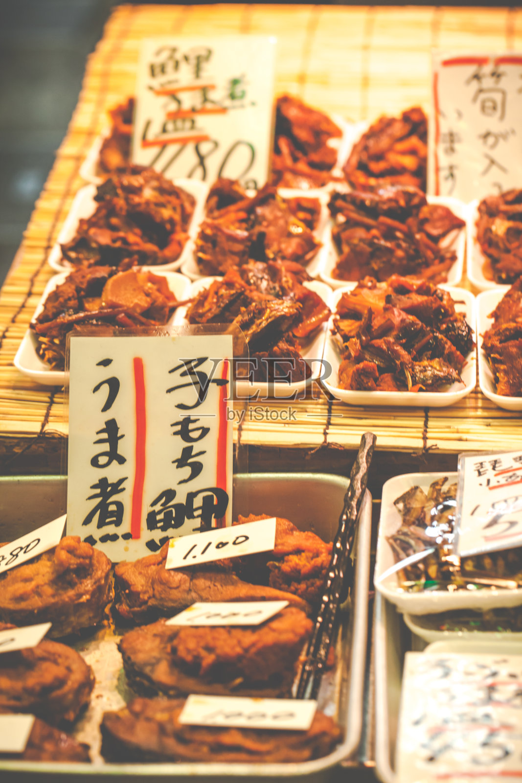 日本的传统市场。照片摄影图片