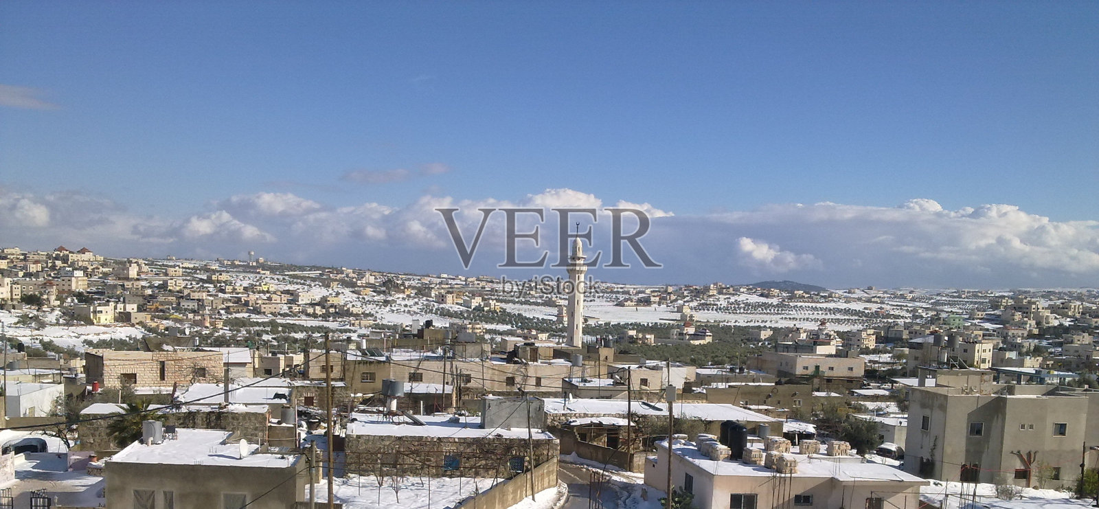 宣礼塔与雪照片摄影图片