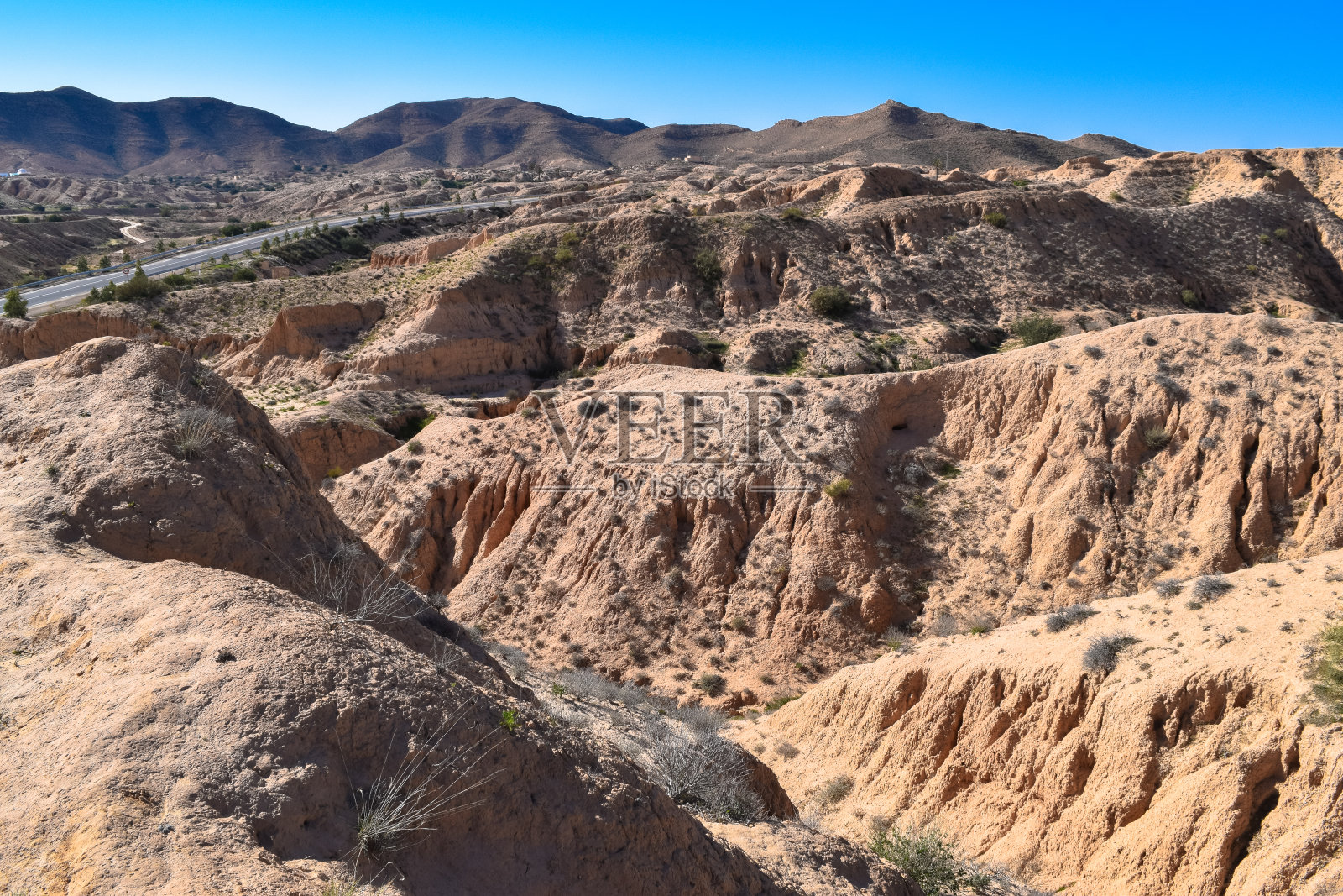 位于突尼斯的前撒哈拉阿特拉斯山脉照片摄影图片