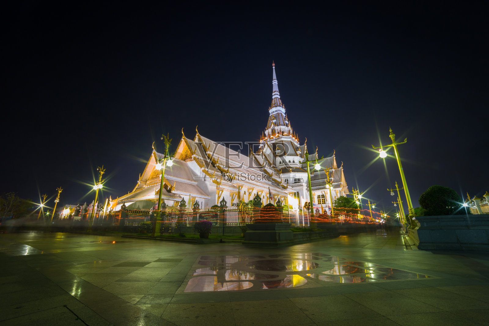 泰国的一座佛教寺庙。照片摄影图片