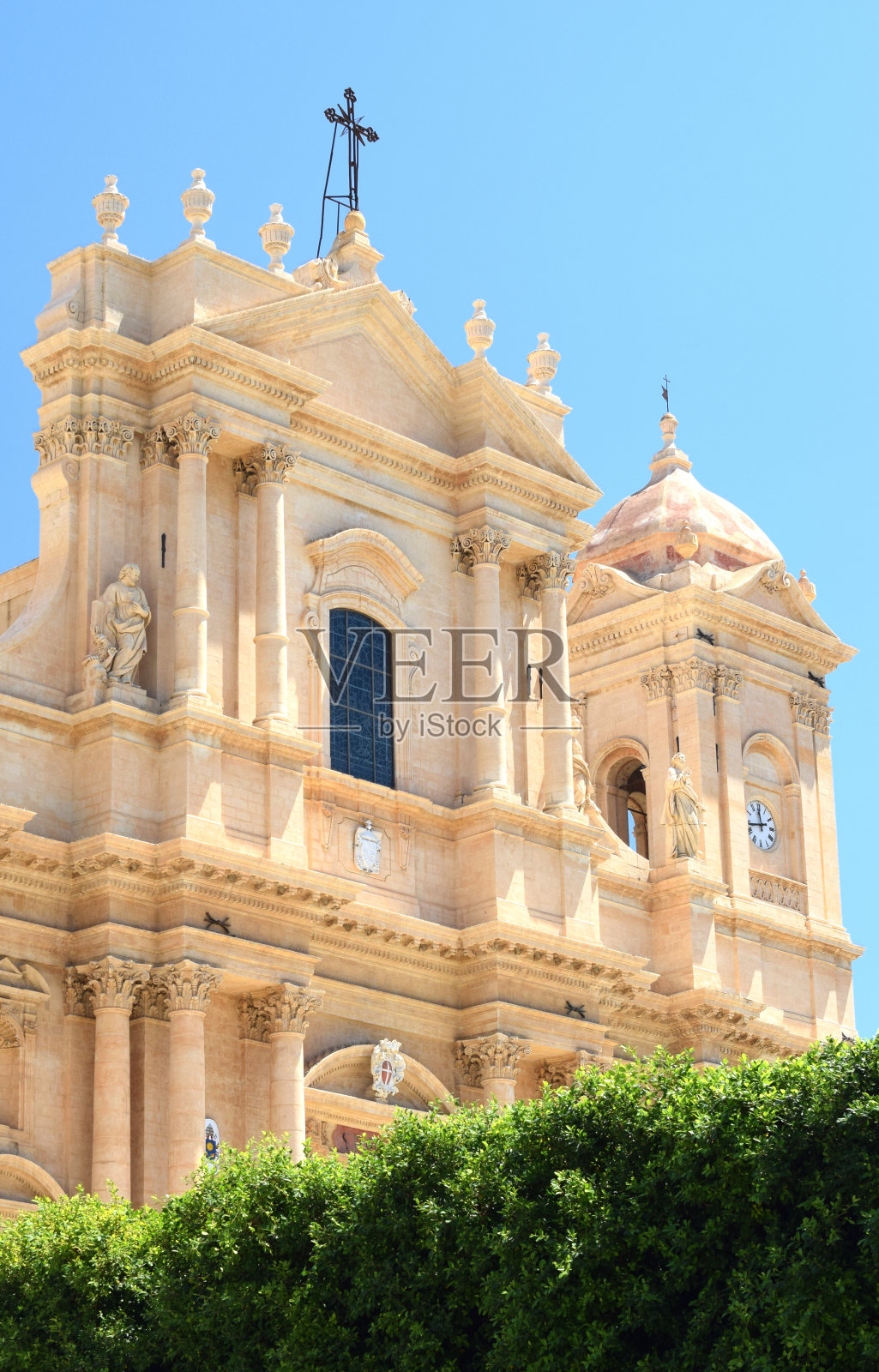 位于西西里岛诺托的主教堂照片摄影图片