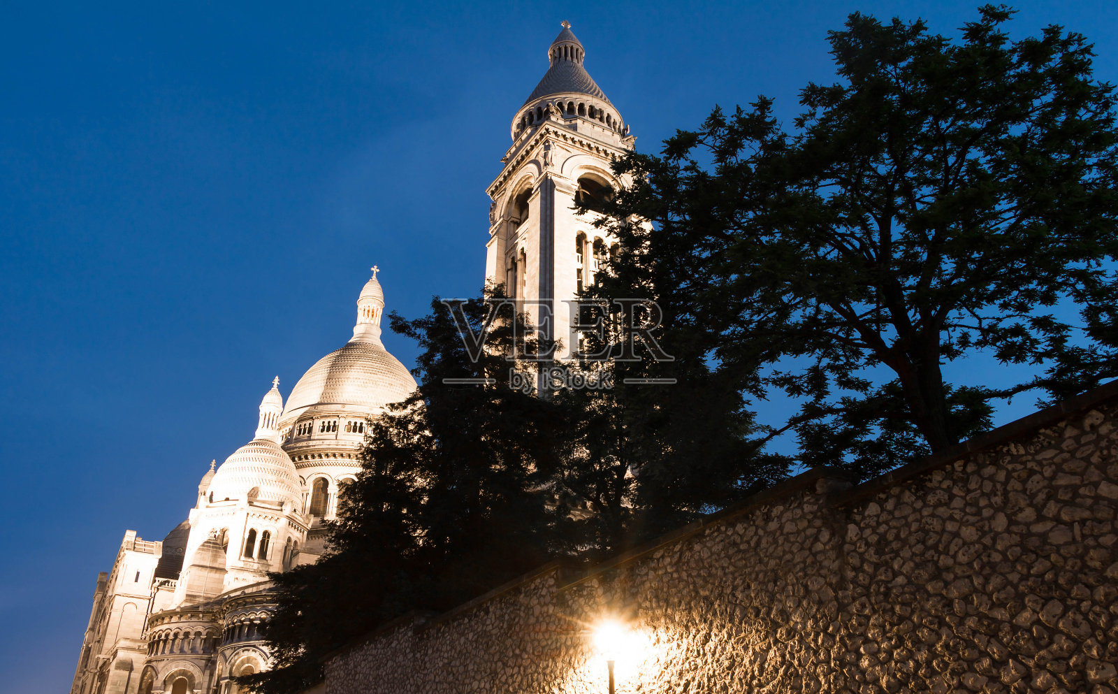 圣心大教堂，法国巴黎。照片摄影图片