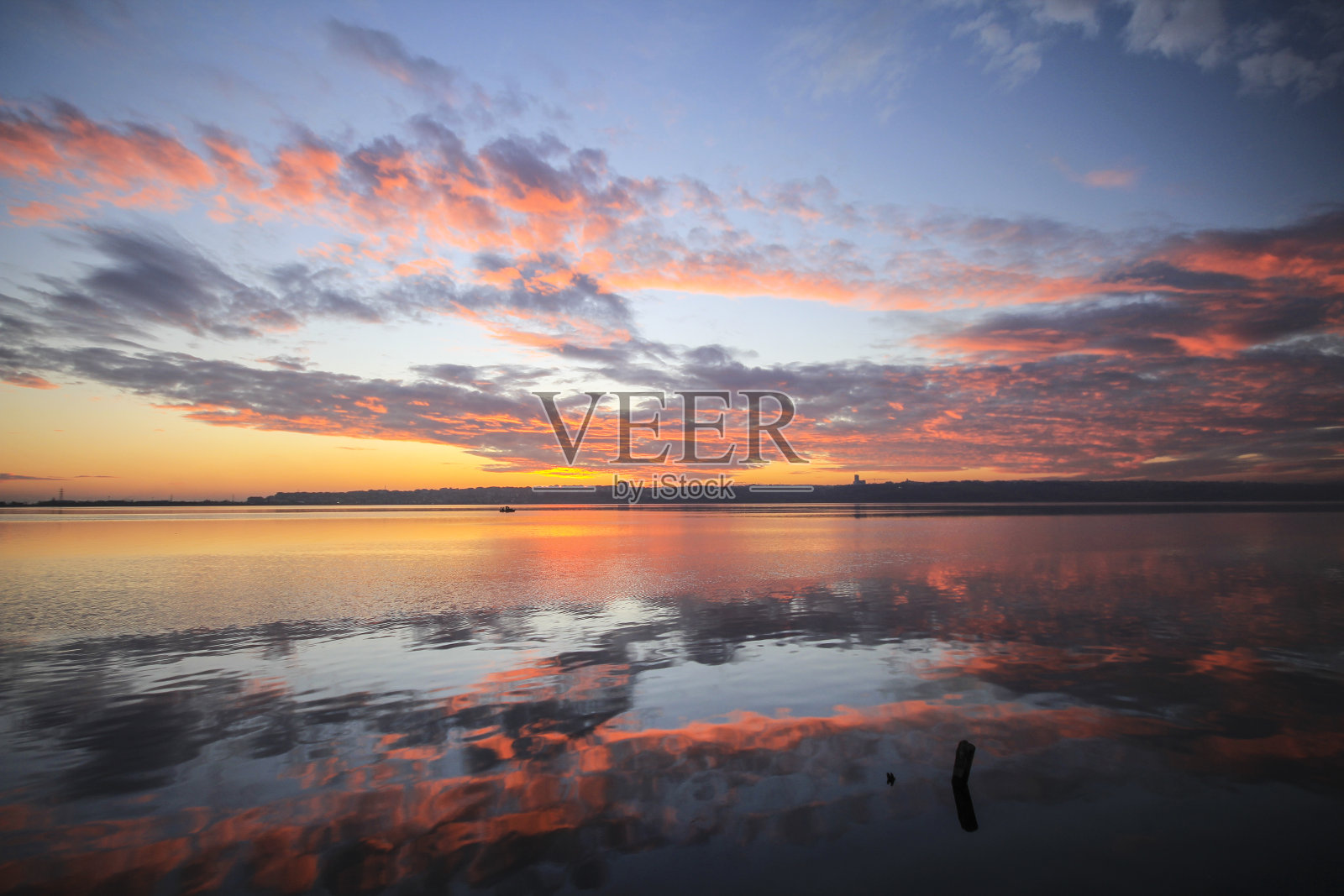 安静的地方照片摄影图片