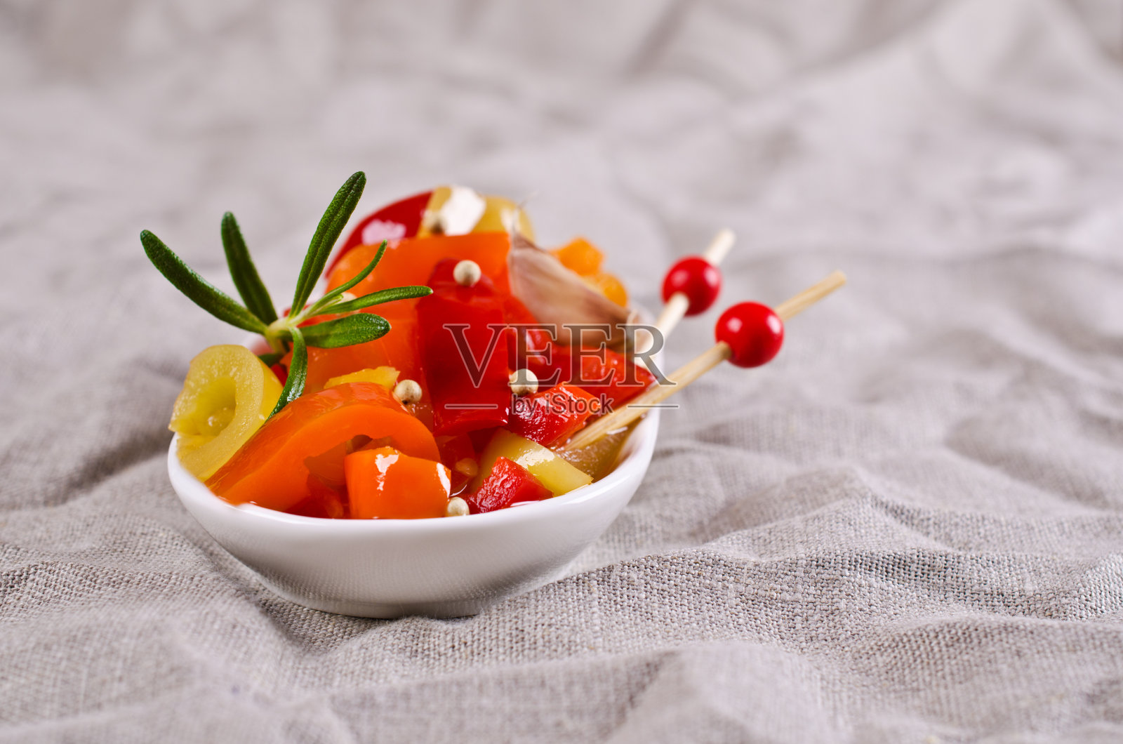 自制的辣椒罐头照片摄影图片