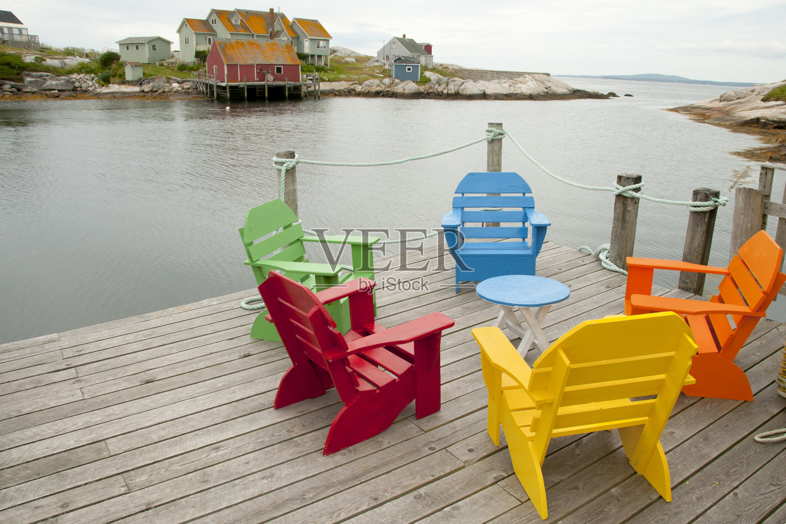 阿迪朗达克椅子在佩吉斯湾-新斯科舍省-加拿大照片摄影图片