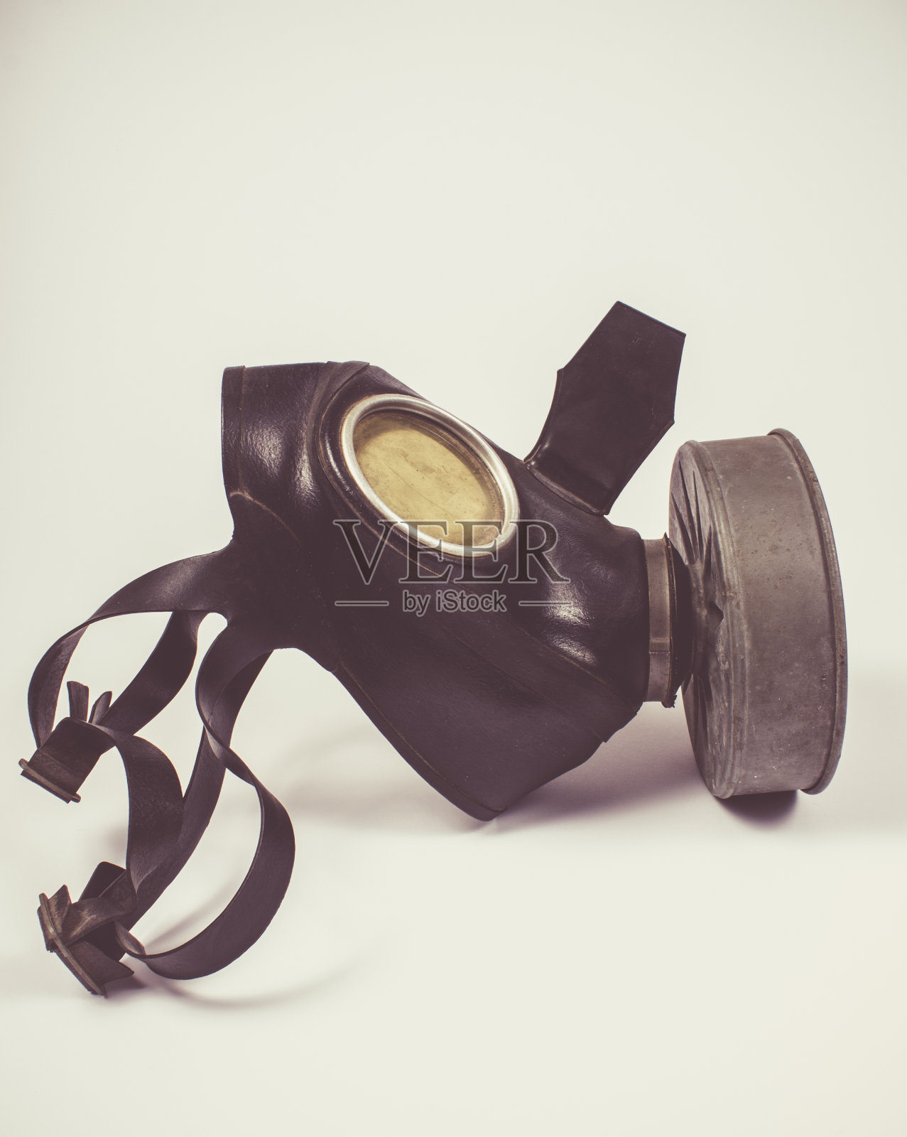 老式德国民用防毒面具。第二次世界大战。照片摄影图片