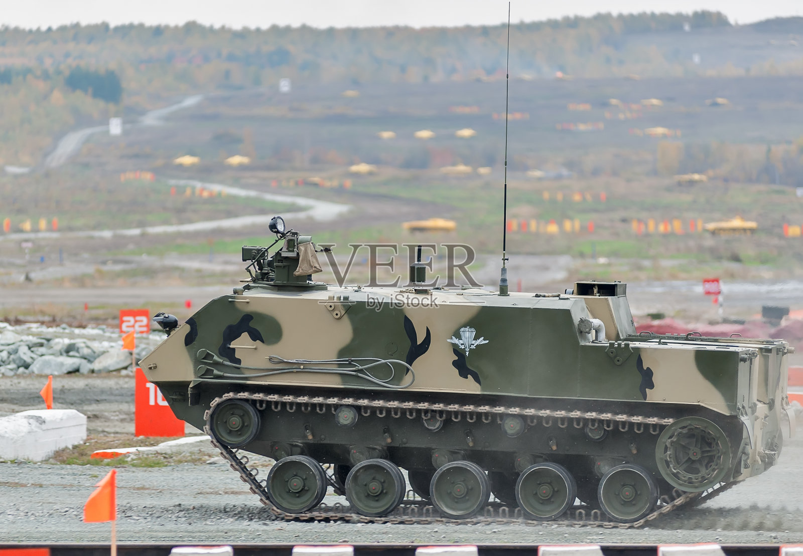 空降装甲人员运输车BTR-MDM照片摄影图片