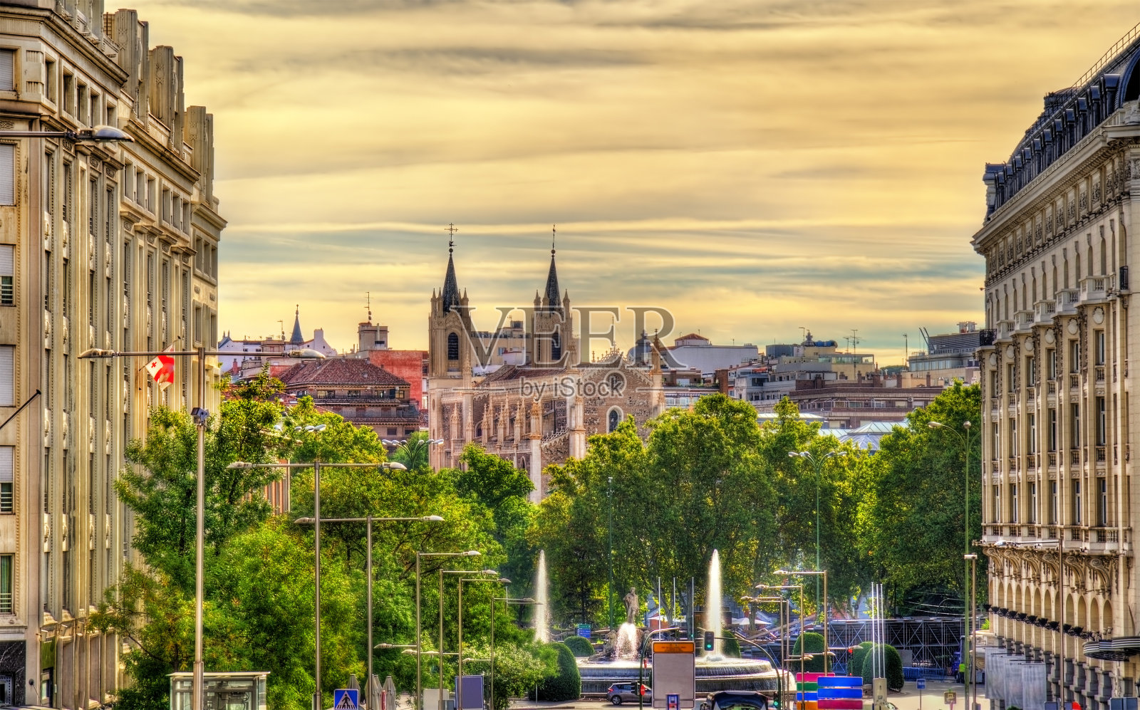 马德里圣杰罗尼莫教堂照片摄影图片