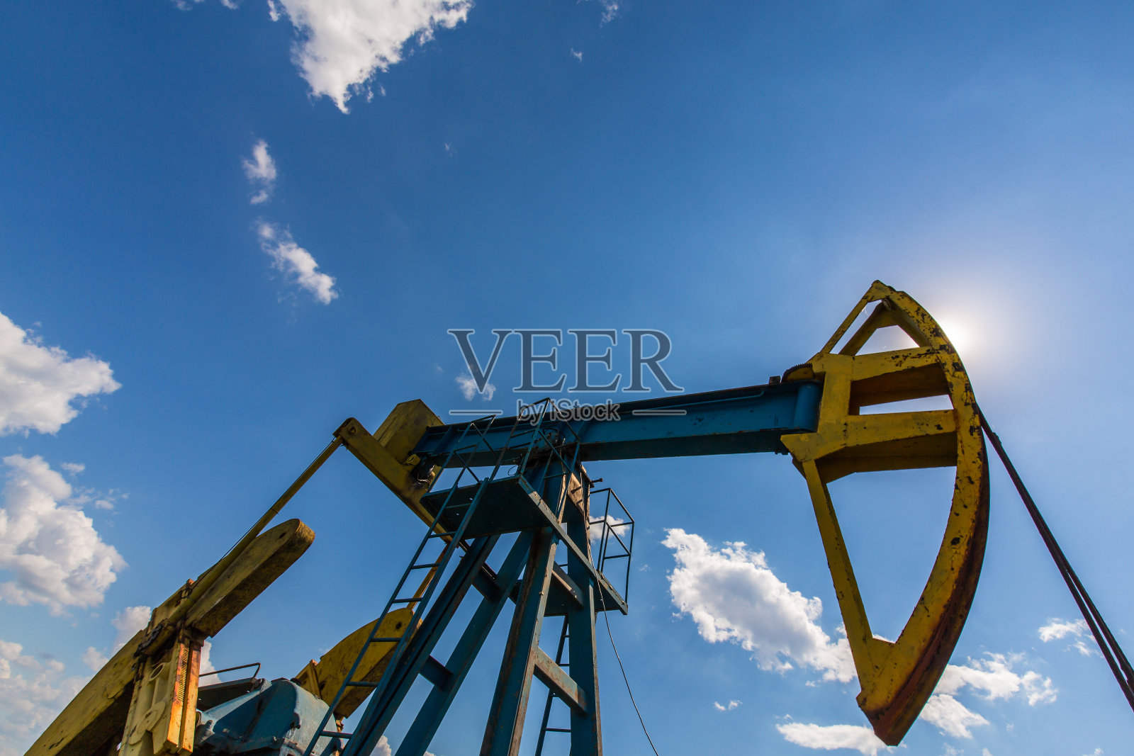 经营油气井照片摄影图片