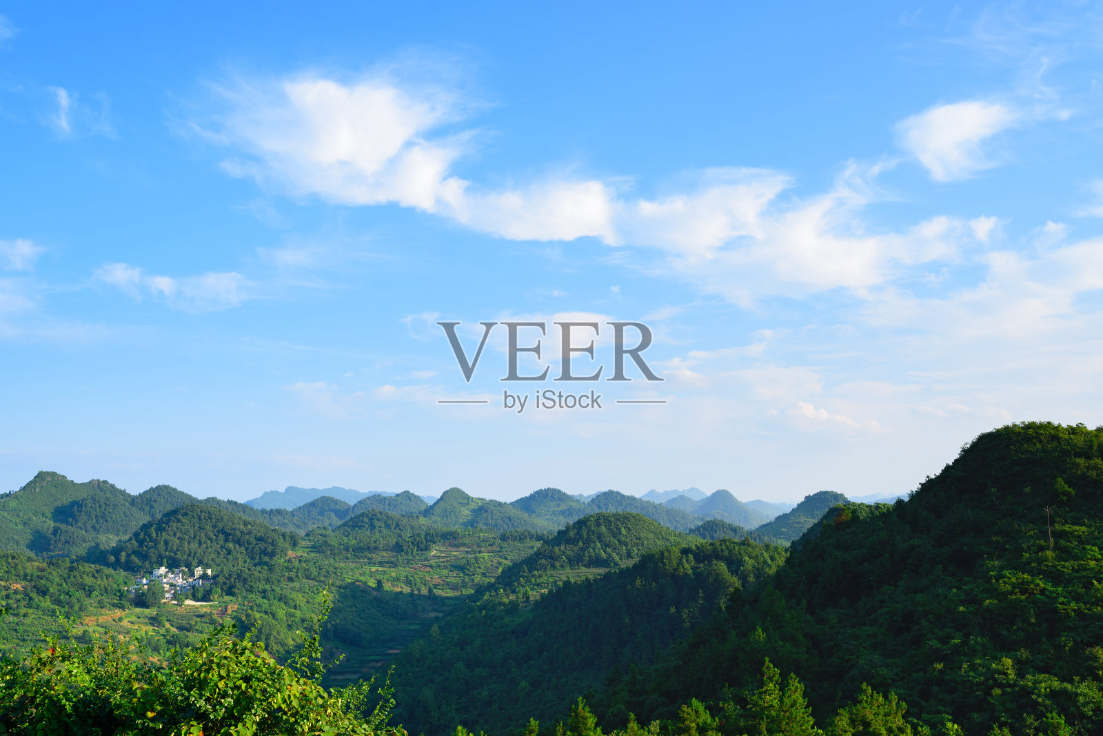 蓝天与山照片摄影图片