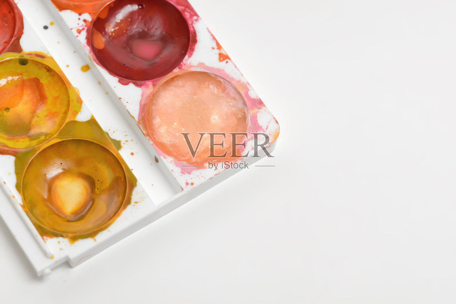 特写用淡色水彩颜料隔离照片摄影图片