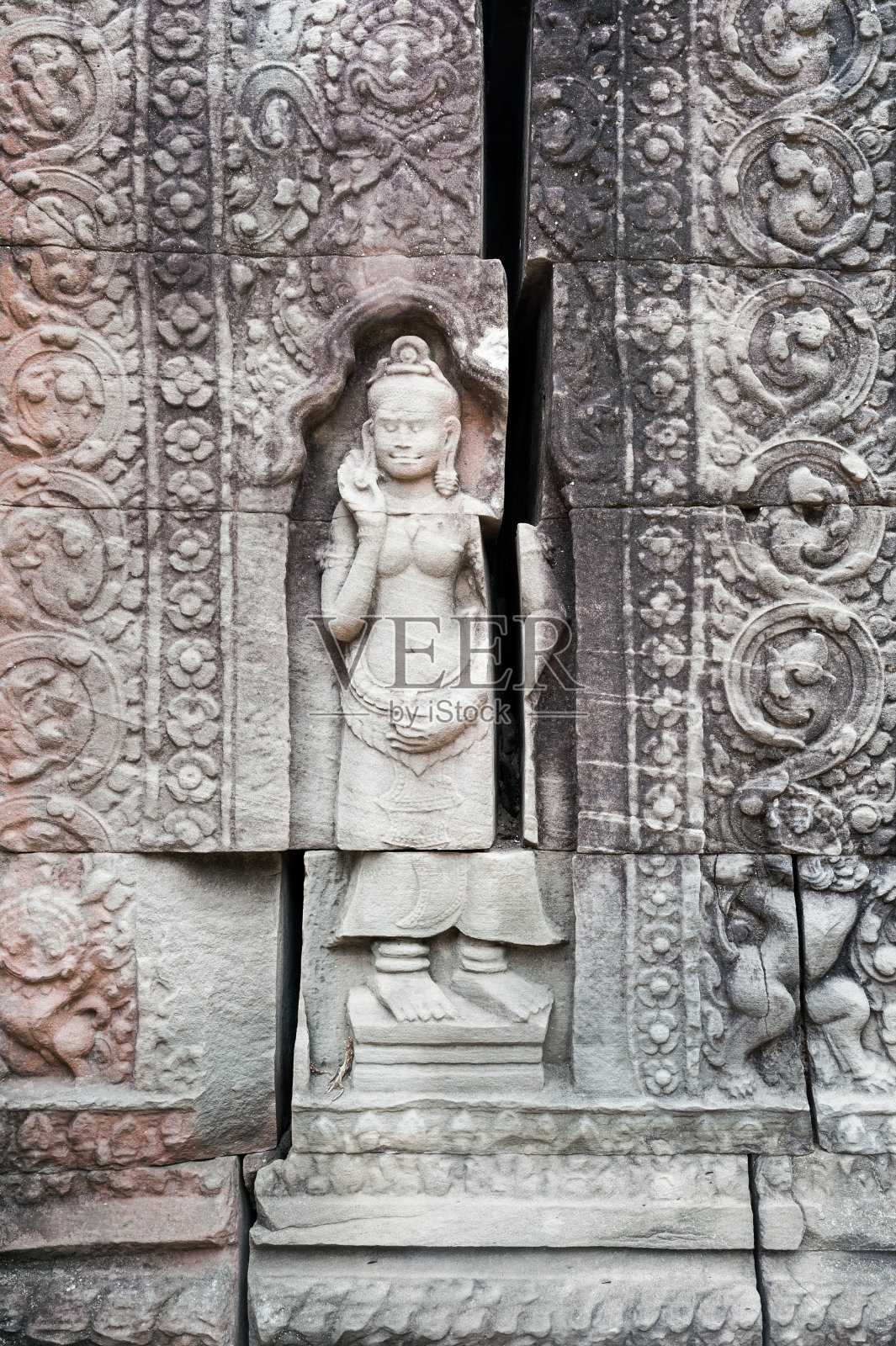 柬埔寨暹粒吴哥的石雕人物细节照片摄影图片