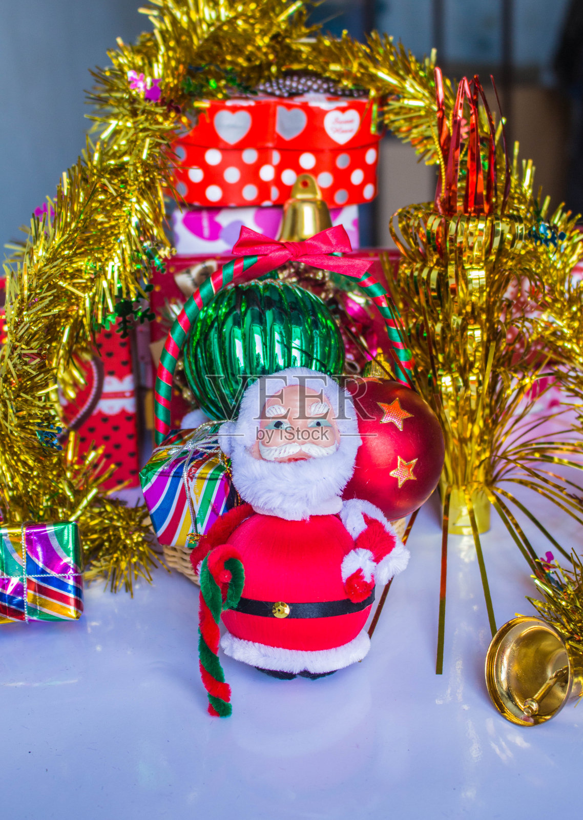 圣诞老人带来幸福照片摄影图片