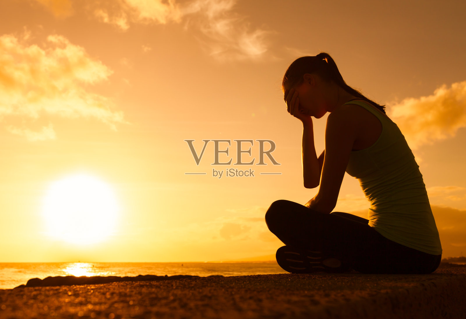 感到沮丧照片摄影图片