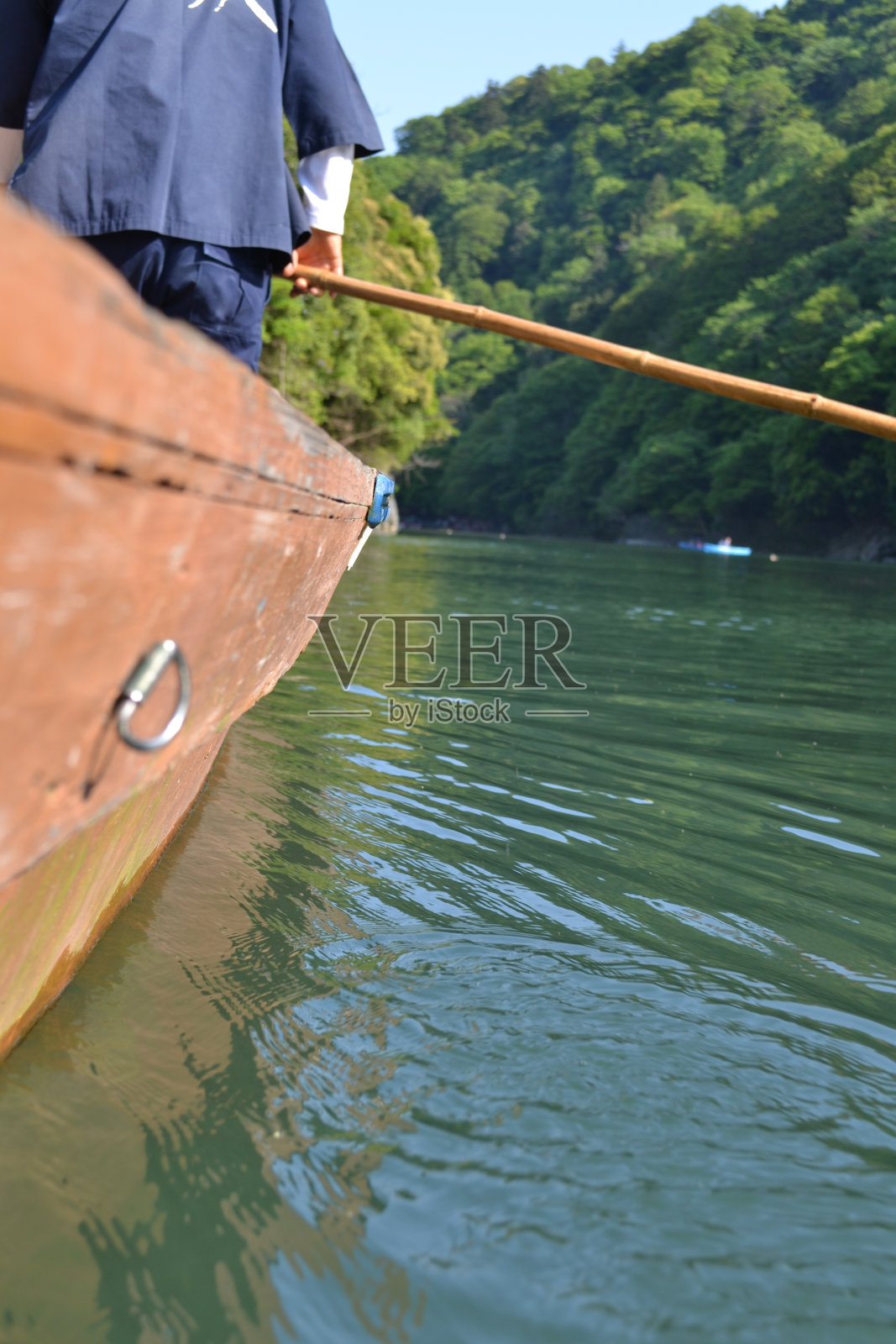 河上划船照片摄影图片