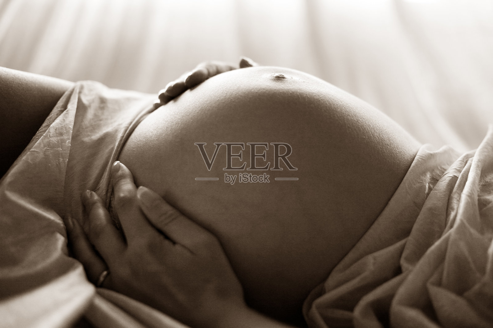 怀孕了照片摄影图片