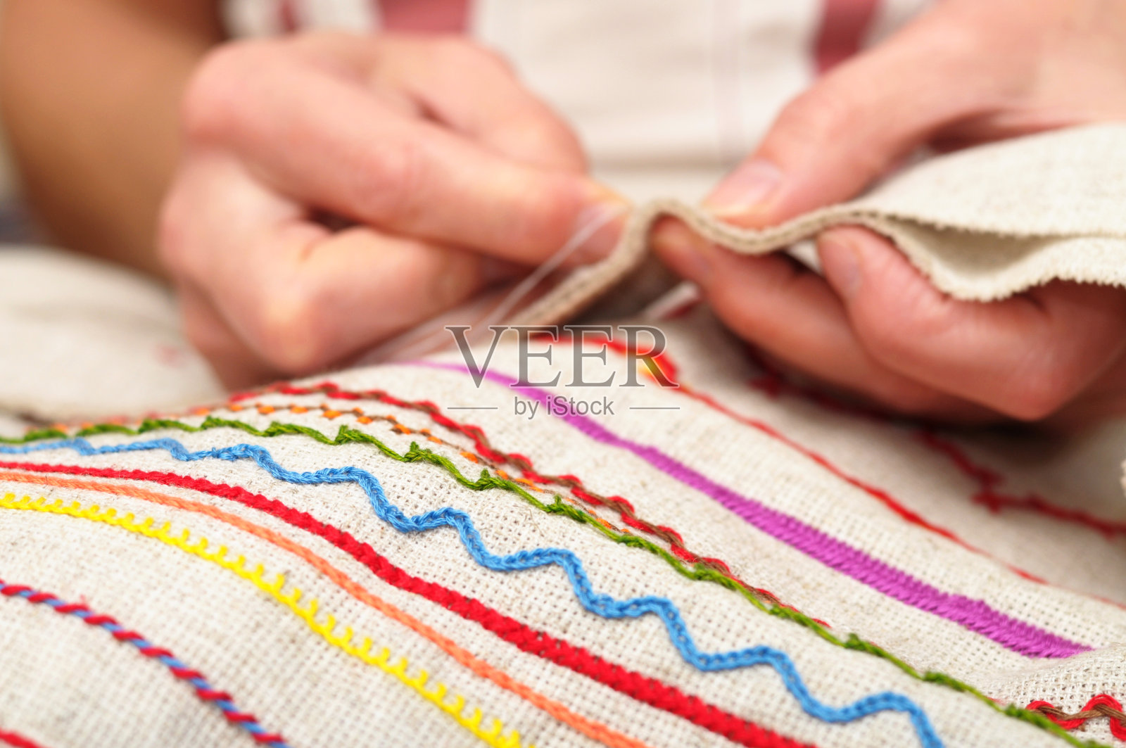 织物上的图案和手缝照片摄影图片