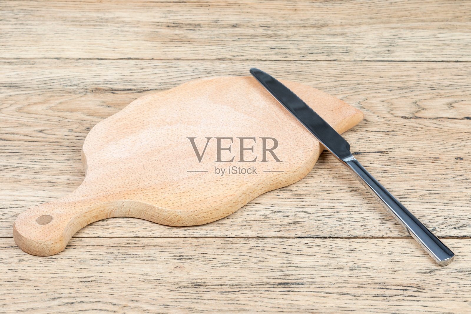 刀和切菜板照片摄影图片