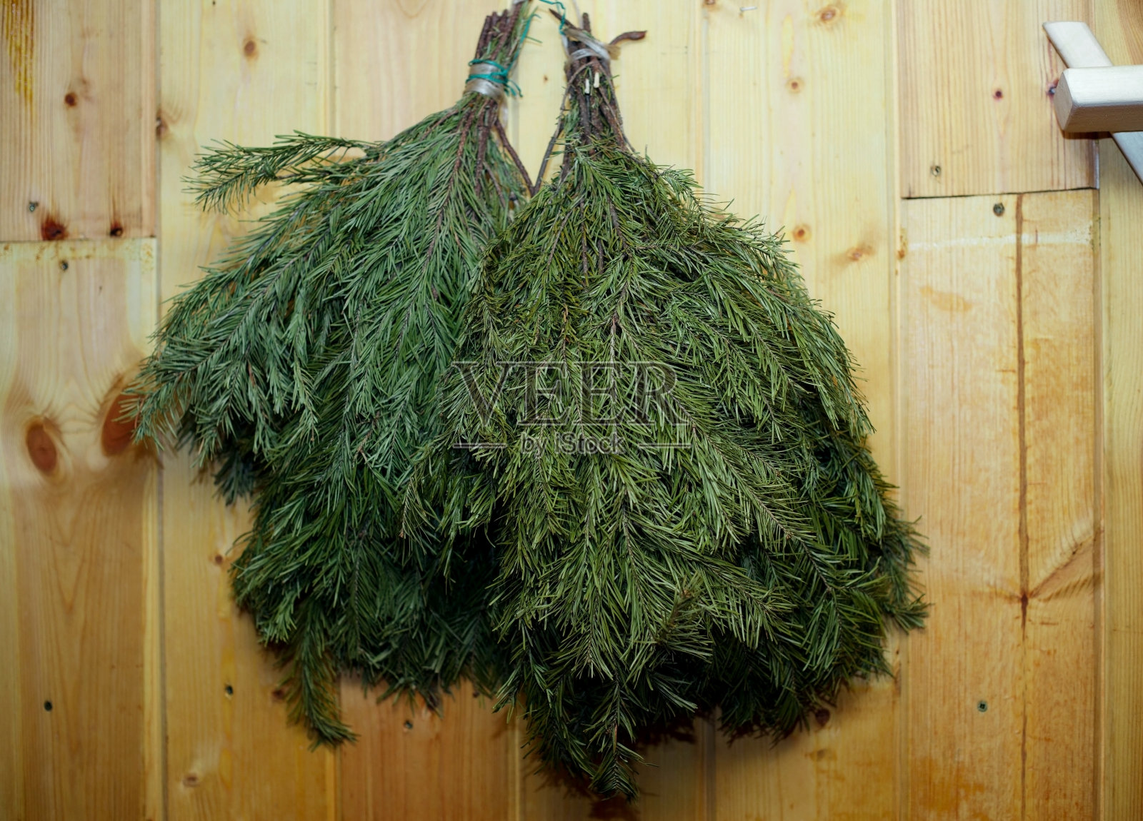 传统的俄罗斯洗浴设备由木材制成照片摄影图片