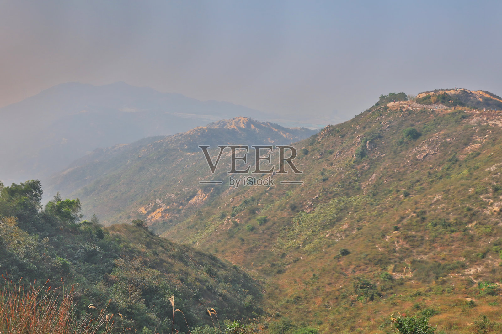 香港屯门的罗山照片摄影图片