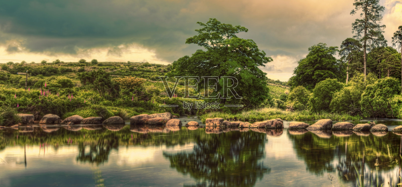 垫脚石照片摄影图片