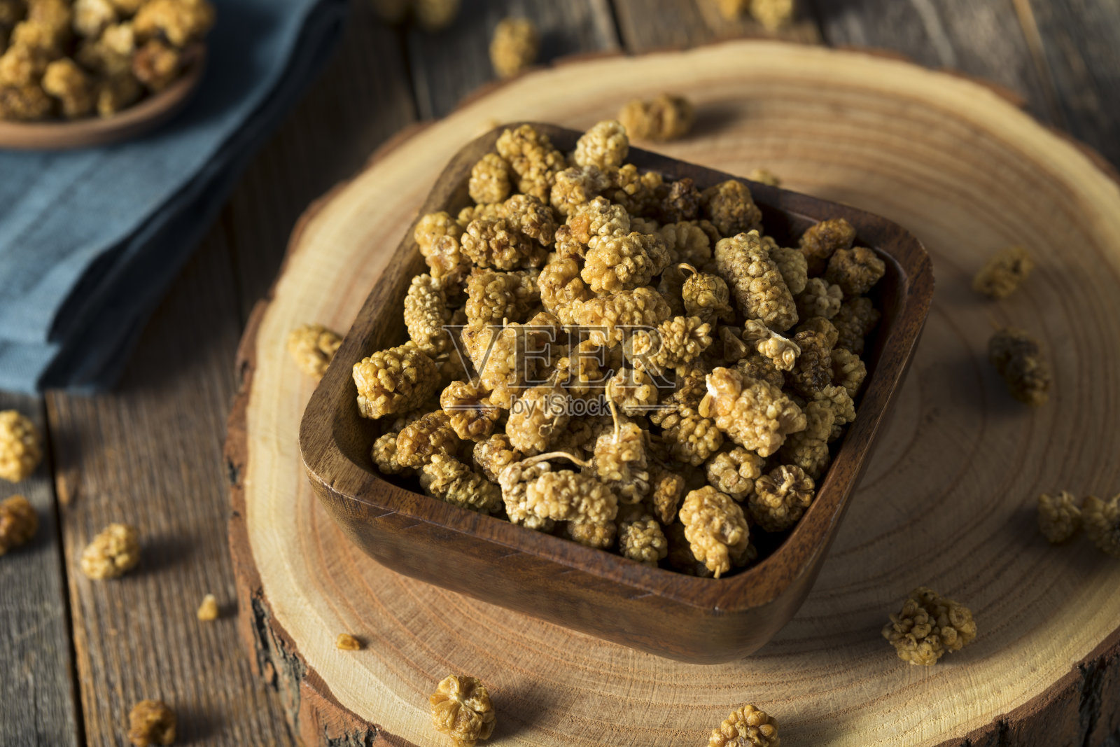 生的白色桑椹干照片摄影图片