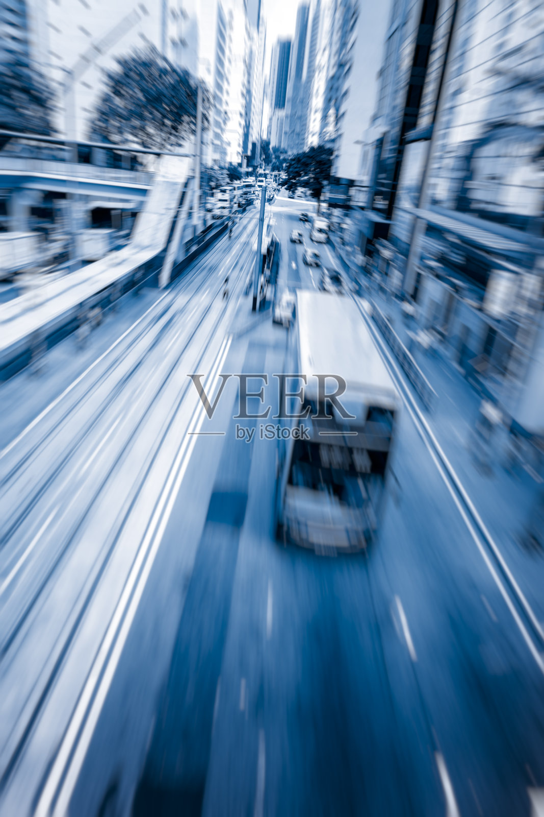 香港城市街道上的车辆在移动照片摄影图片