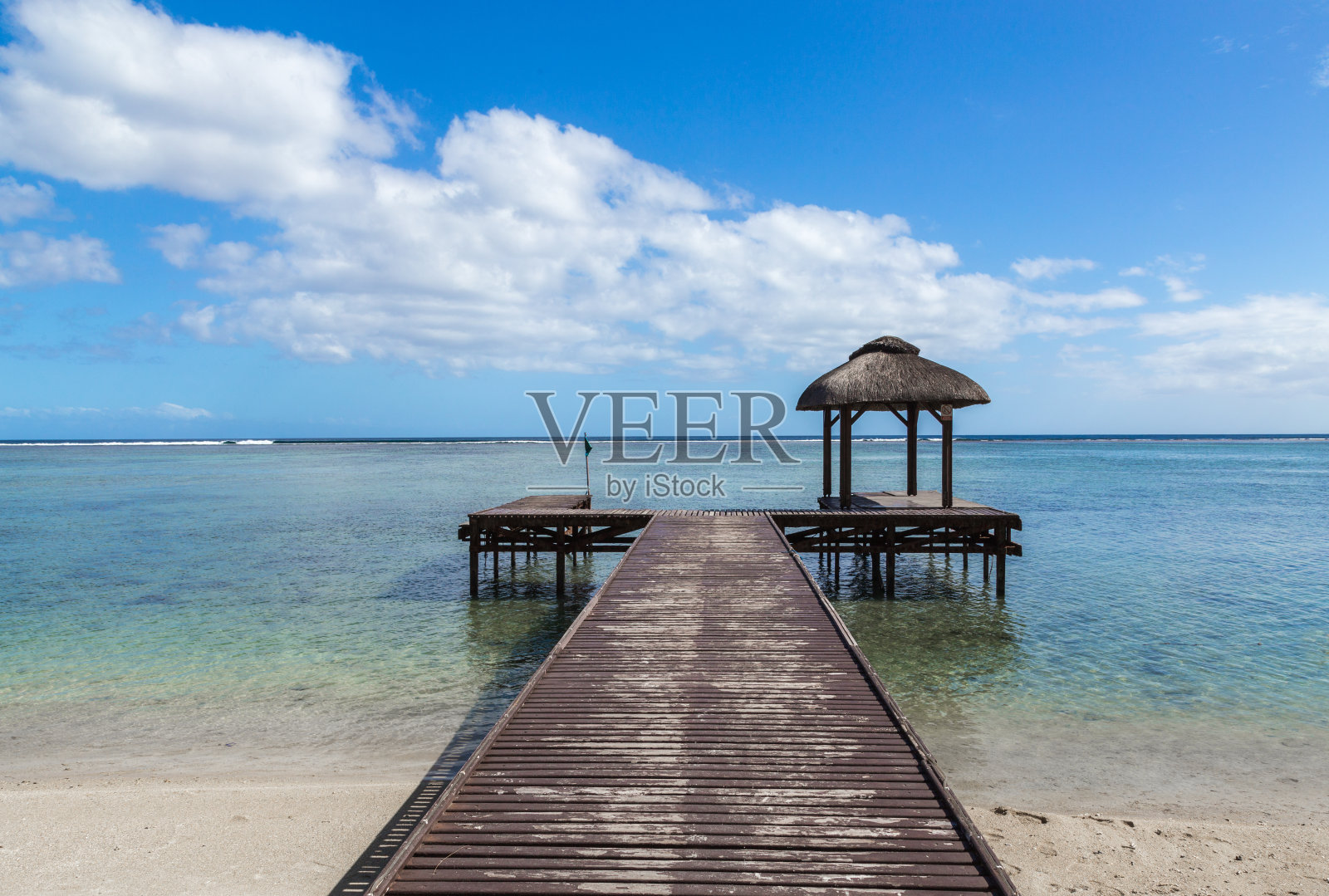 停靠在毛里求斯的码头照片摄影图片