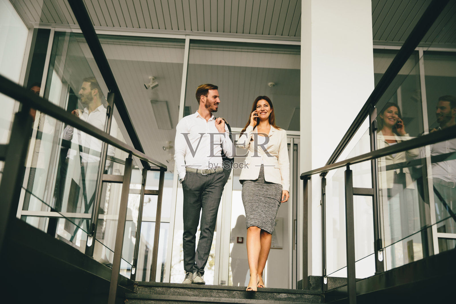 业务两照片摄影图片