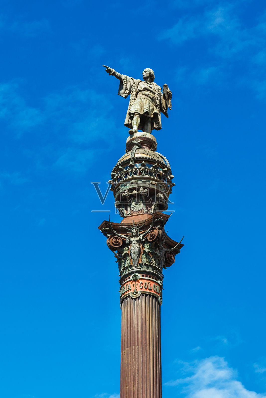 2016年4月17日，西班牙巴塞罗那:克里斯托弗·哥伦布雕像照片摄影图片