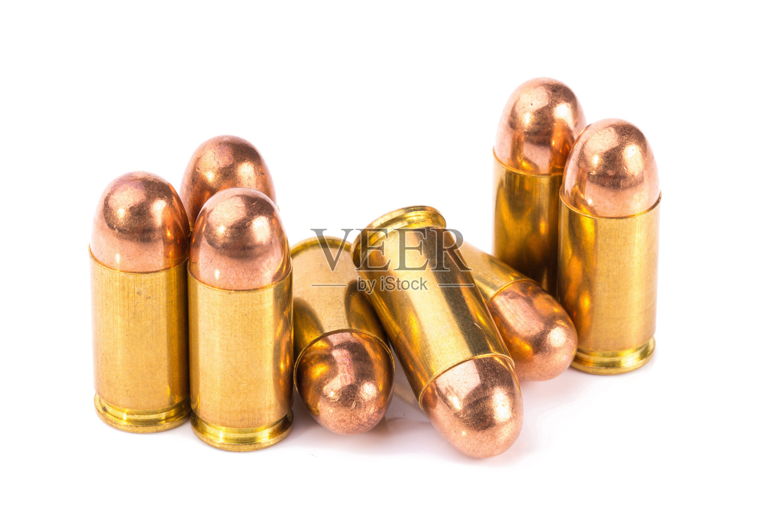 9毫米子弹，手枪，白色背景照片摄影图片