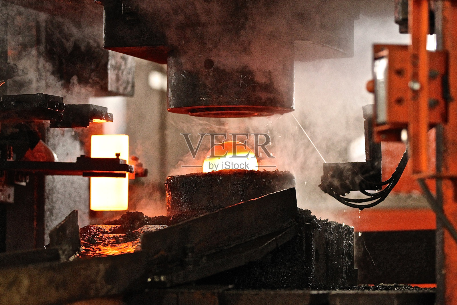 自动烫印工艺照片摄影图片