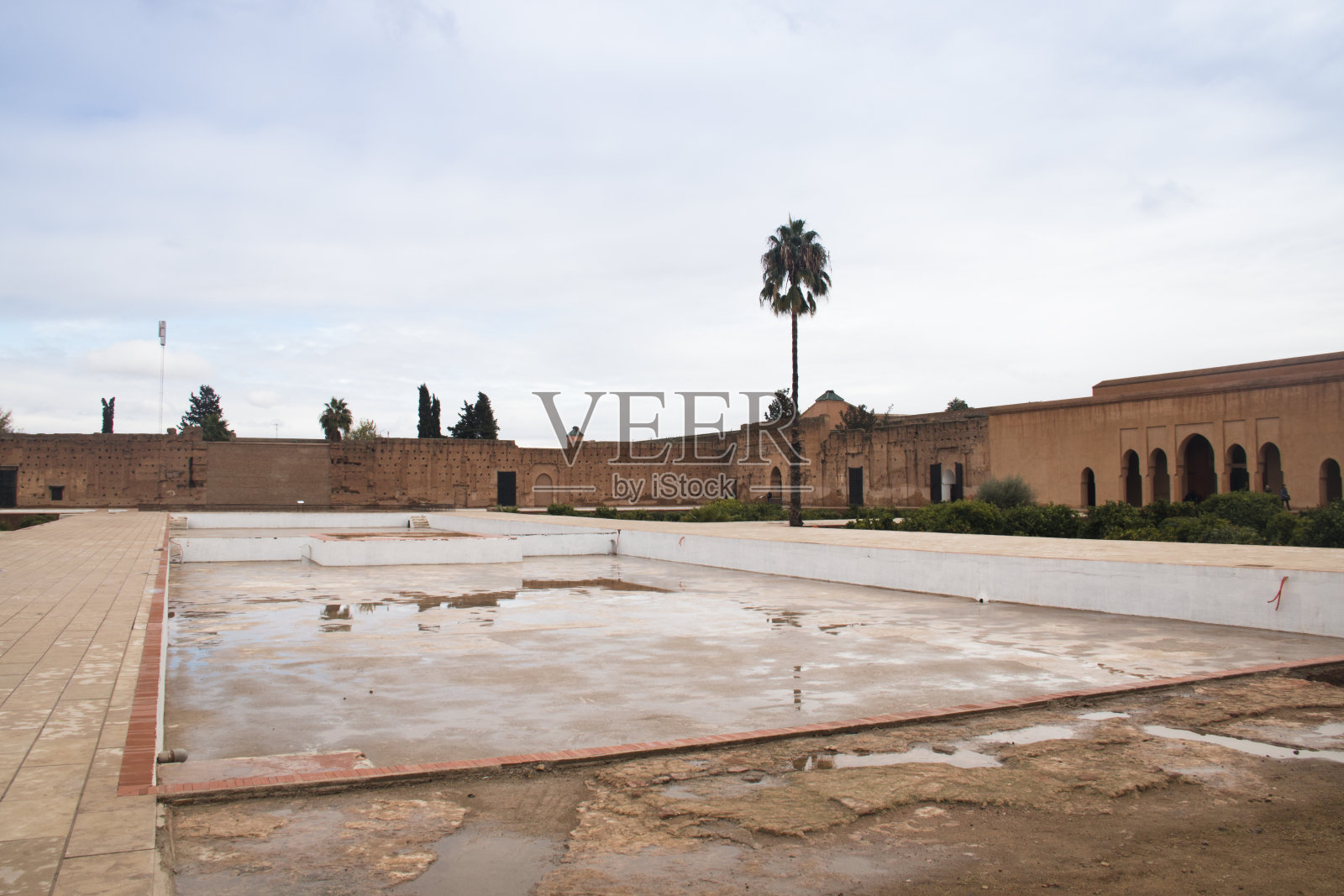 在摩洛哥马拉喀什的Bab Agnaou宫殿里照片摄影图片