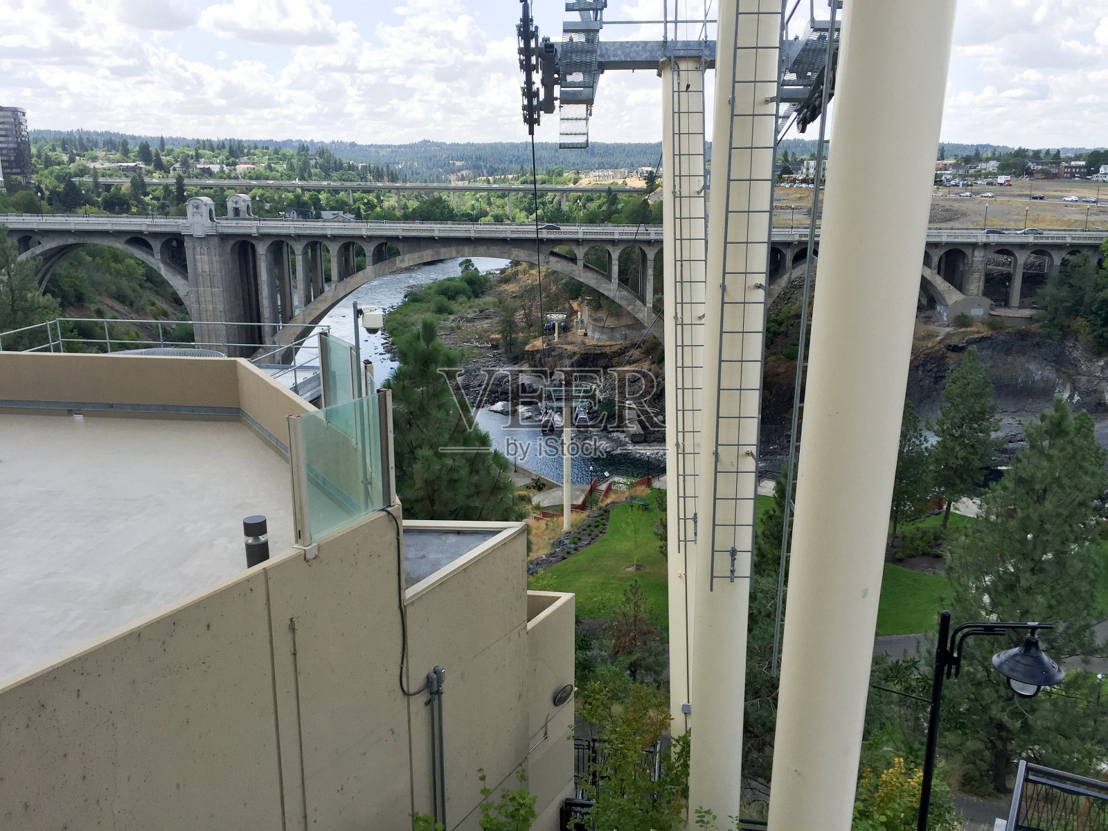 斯波坎瀑布的空中旅行照片摄影图片