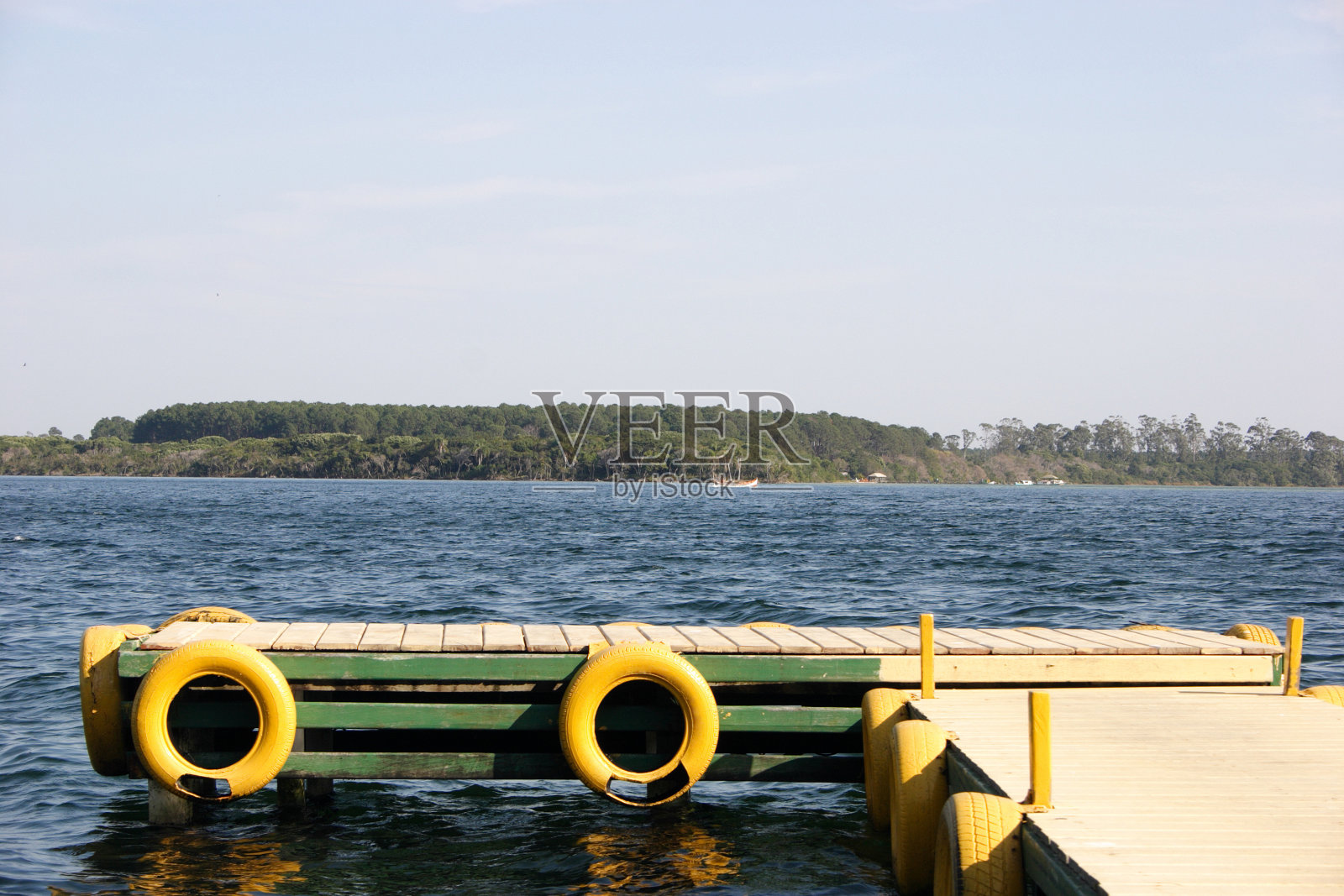 码头现场照片摄影图片